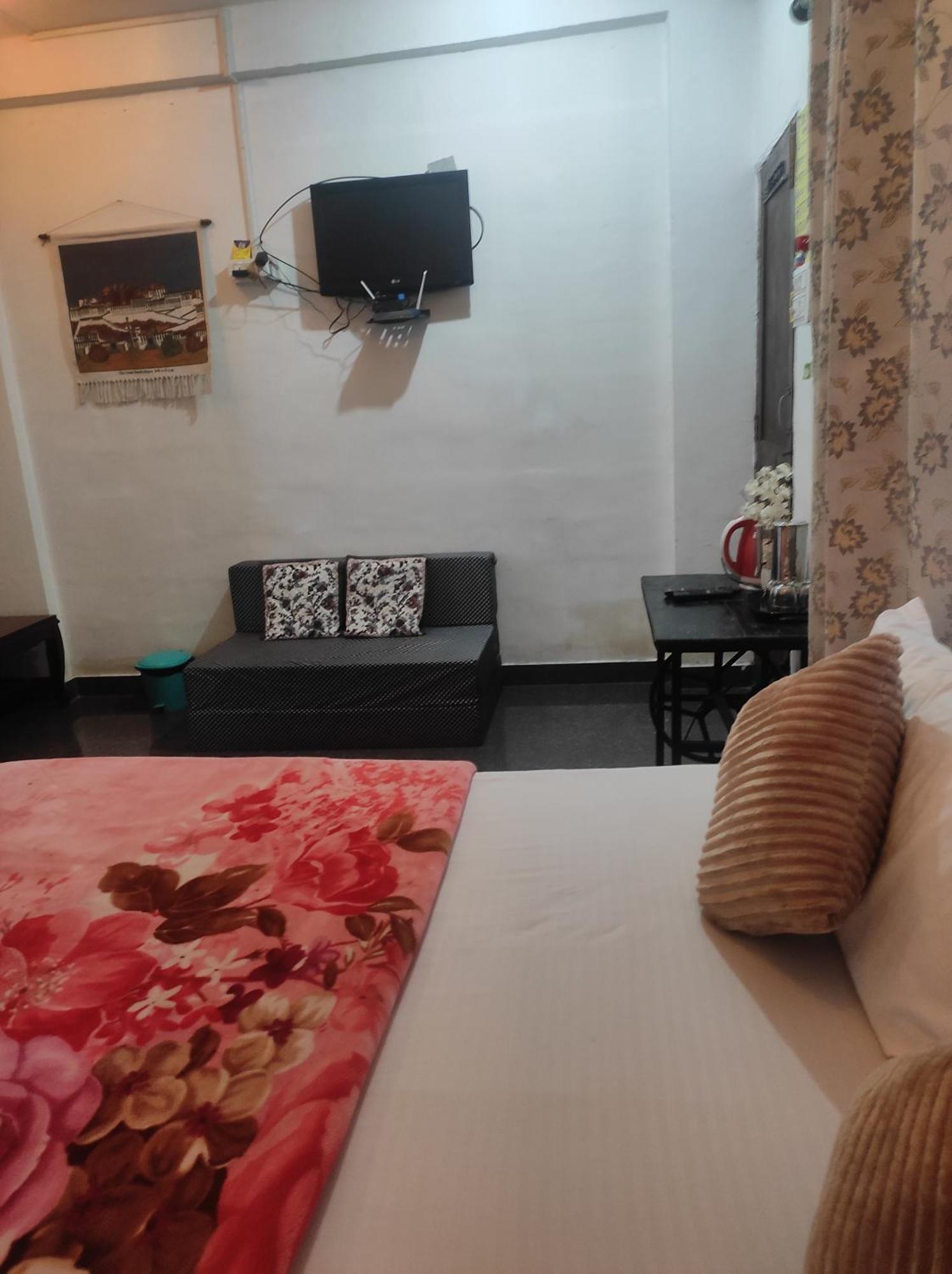 Hill Veu Home Bir Billing الغرفة الصورة